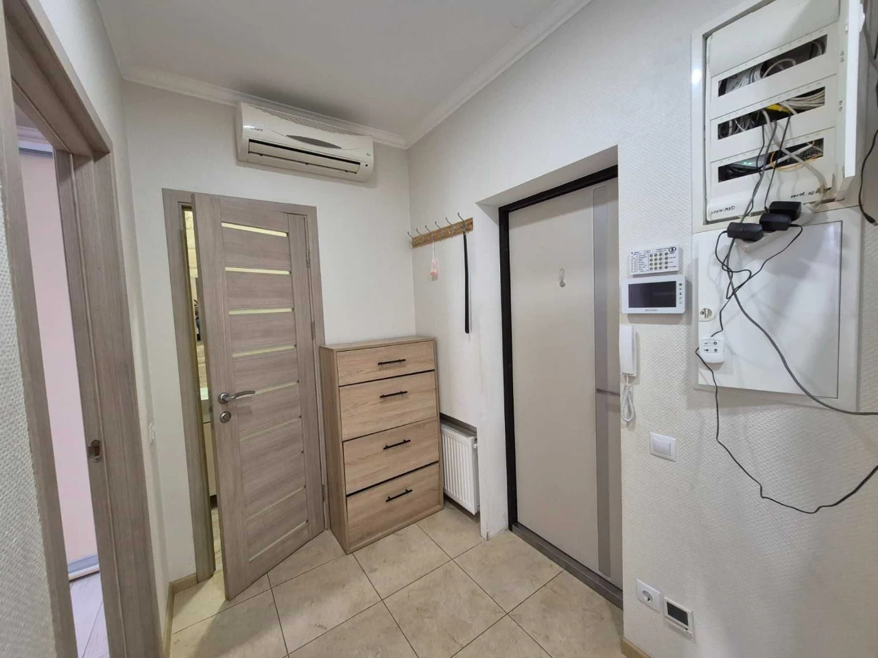 Продам 2 комнатную квартиру у моря в Одессе. 2-х конт.котел
