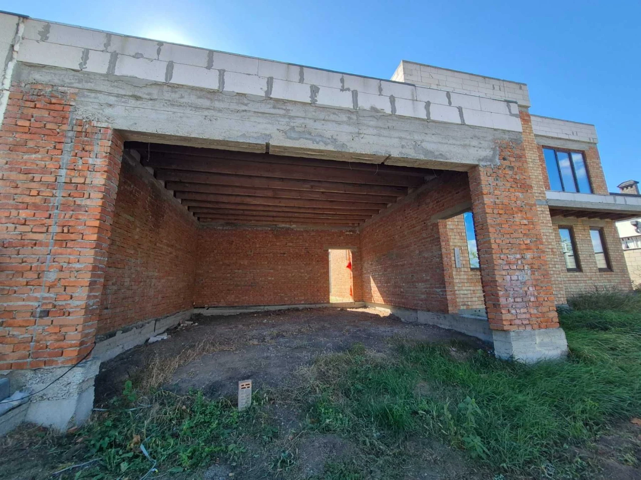 Продам вам будинок 216м² з гаражем. Без комісії. ПВ60 000$.