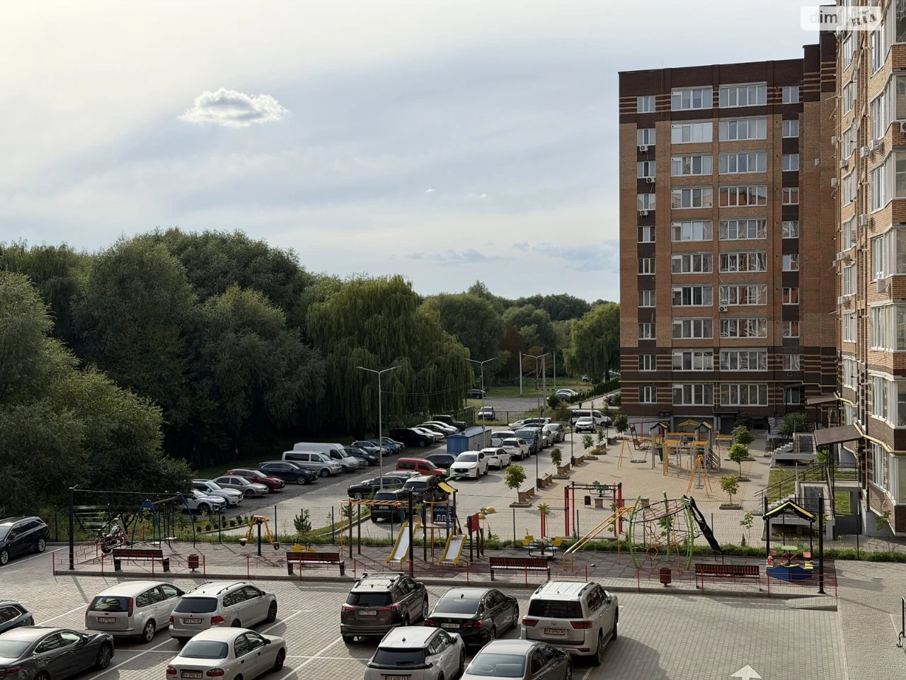 Довгострокова Оренда Квартира Виставка
