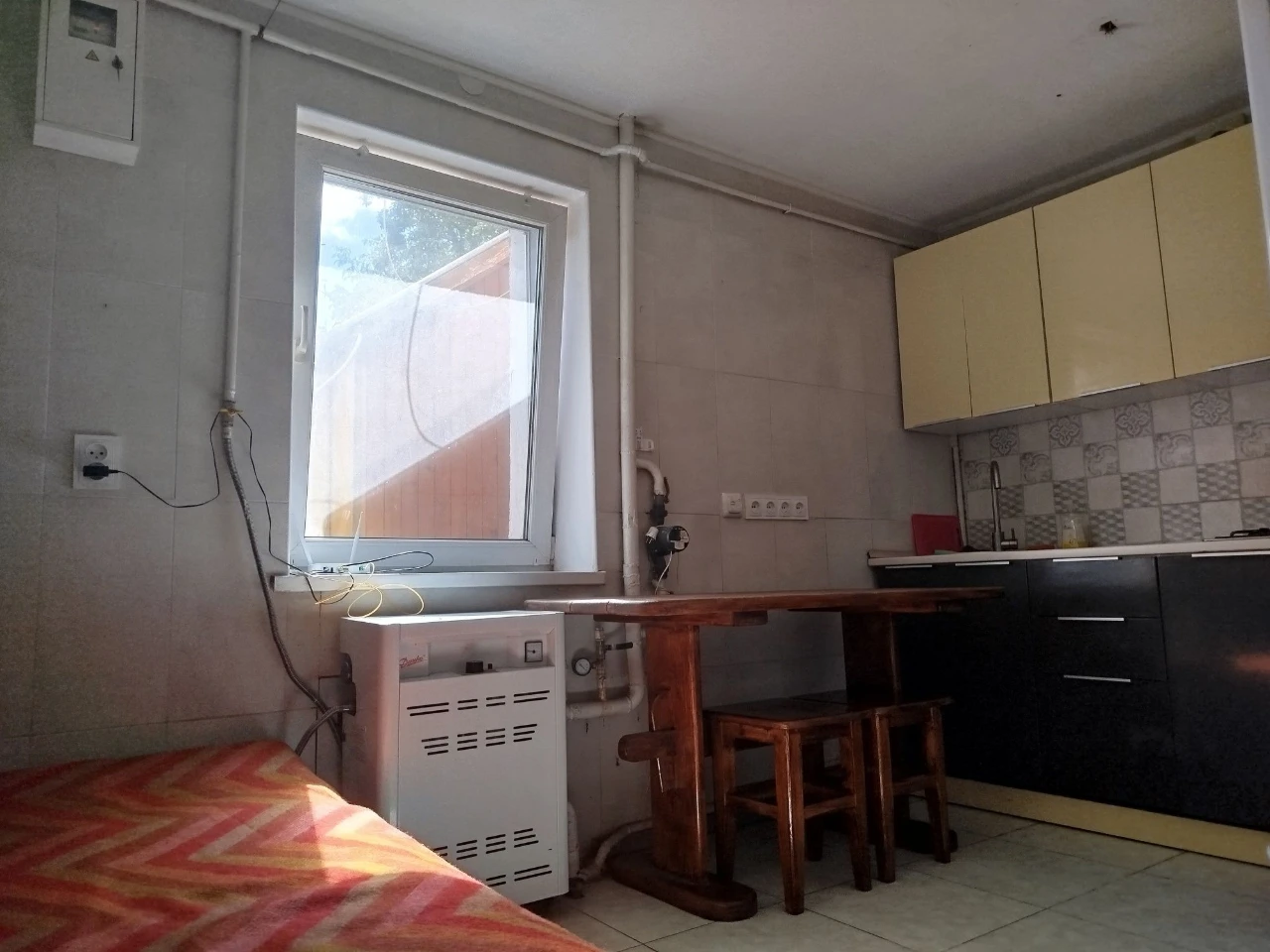 Дві частини будинку 80 кв.м в одному дворі в центральній час