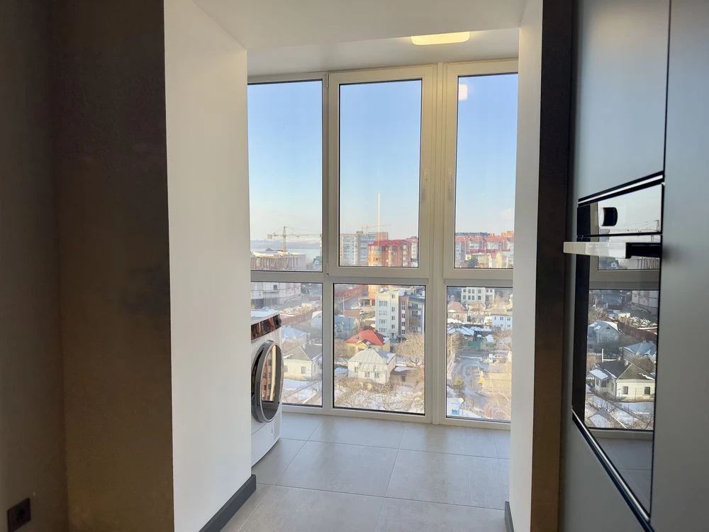 Продаж 2 кім квартири 74 м2 поруч з парком Шевченка