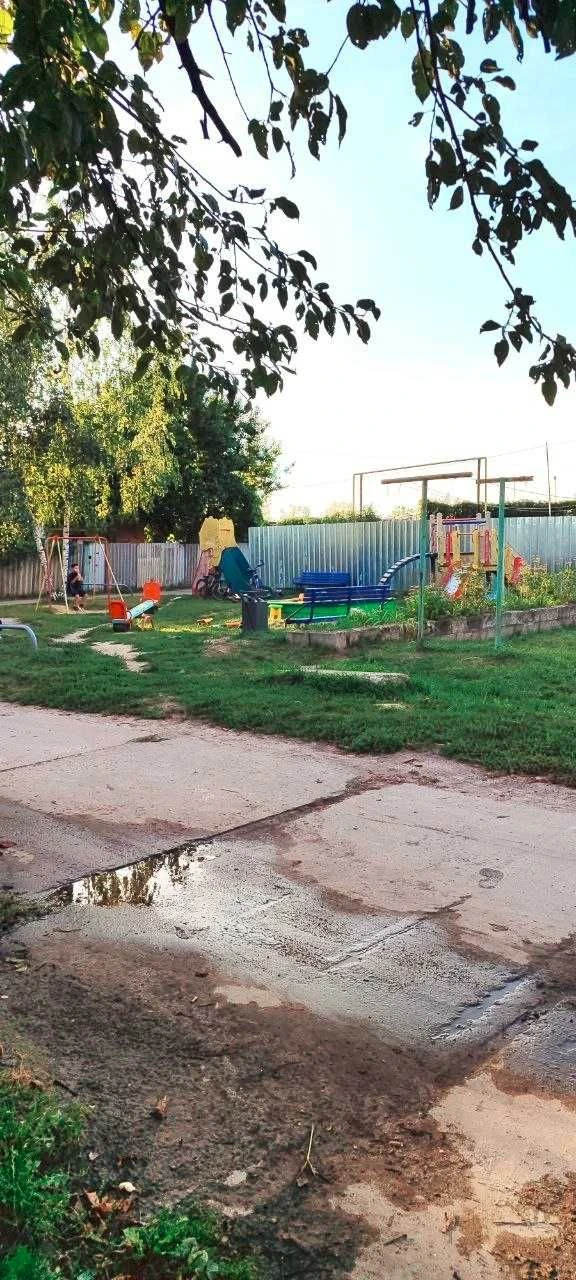 Продам 1 комн. квартиру в кирпичном доме на Алексеевке ул. Б