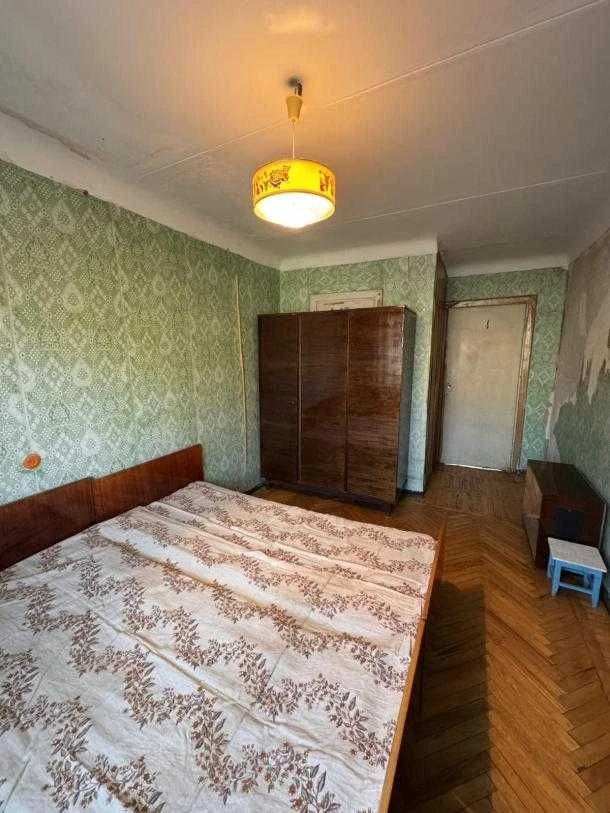 Продам 2 комн. квартиру на Одесской