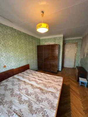Продам 2 комн. квартиру на Одесской