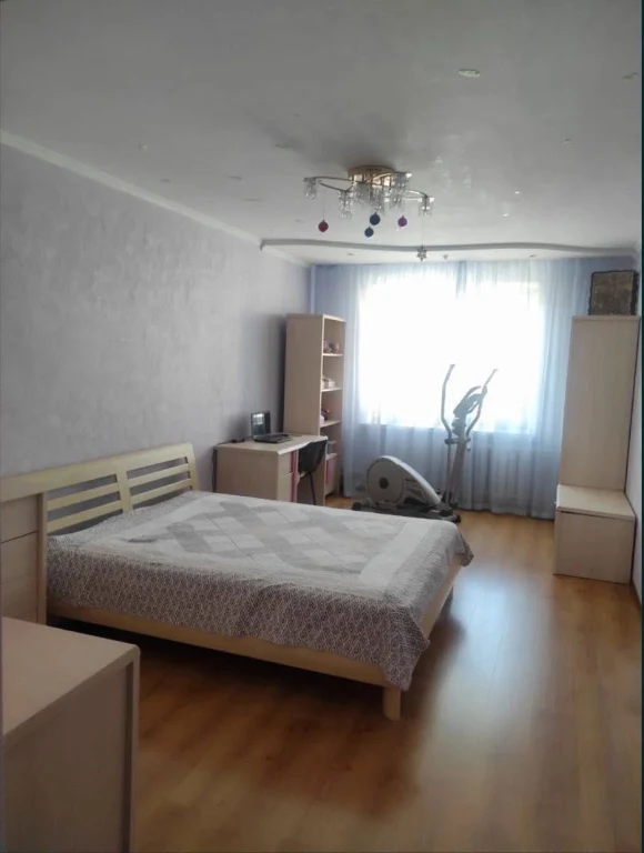 Продаю 3-кім. Власник.1150$/м2. Соломянський, Шулявка, Голег