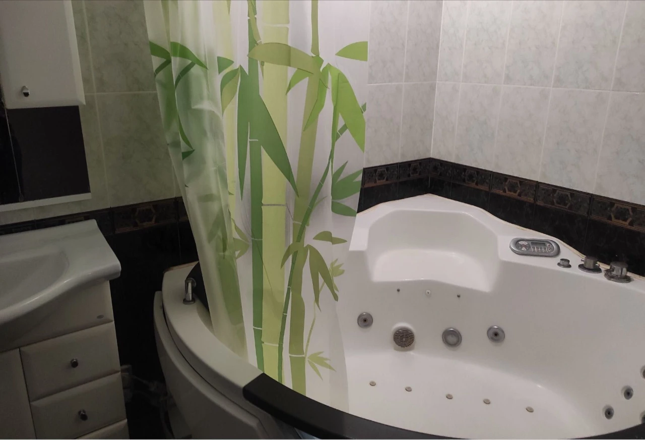 Продаю 3-кім. Власник.1150$/м2. Соломянський, Шулявка, Голег