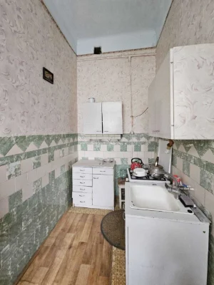 Продаж 3-кімнатної квартири в центрі Львова пл. Данила Галиц