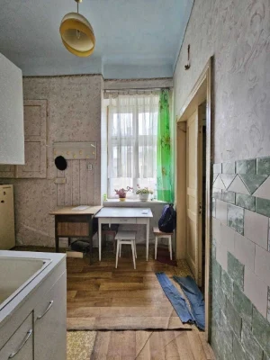 Продаж 3-кімнатної квартири в центрі Львова пл. Данила Галиц