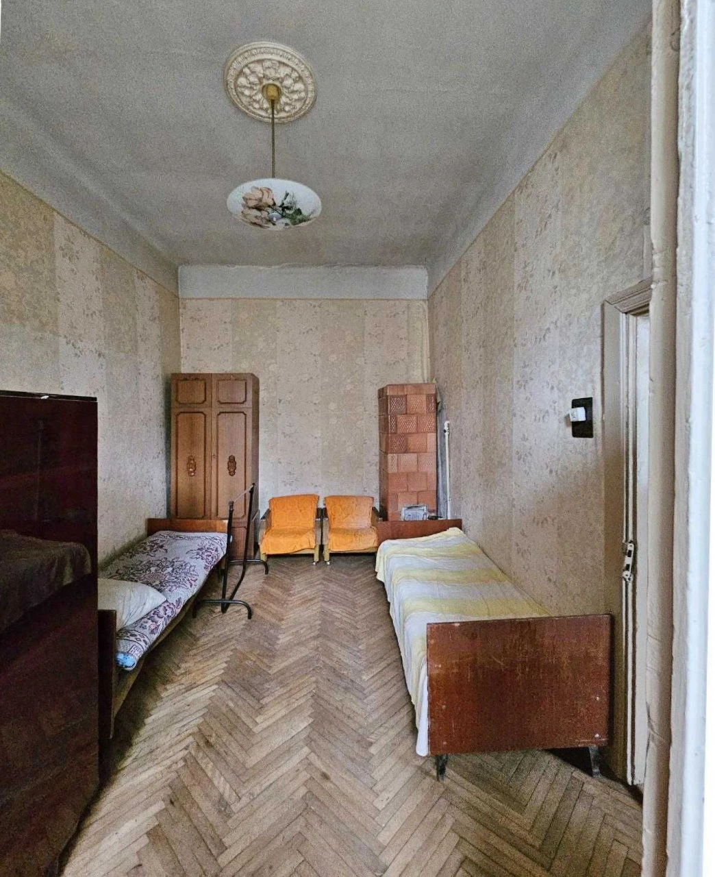 Продаж 3-кімнатної квартири в центрі Львова пл. Данила Галиц