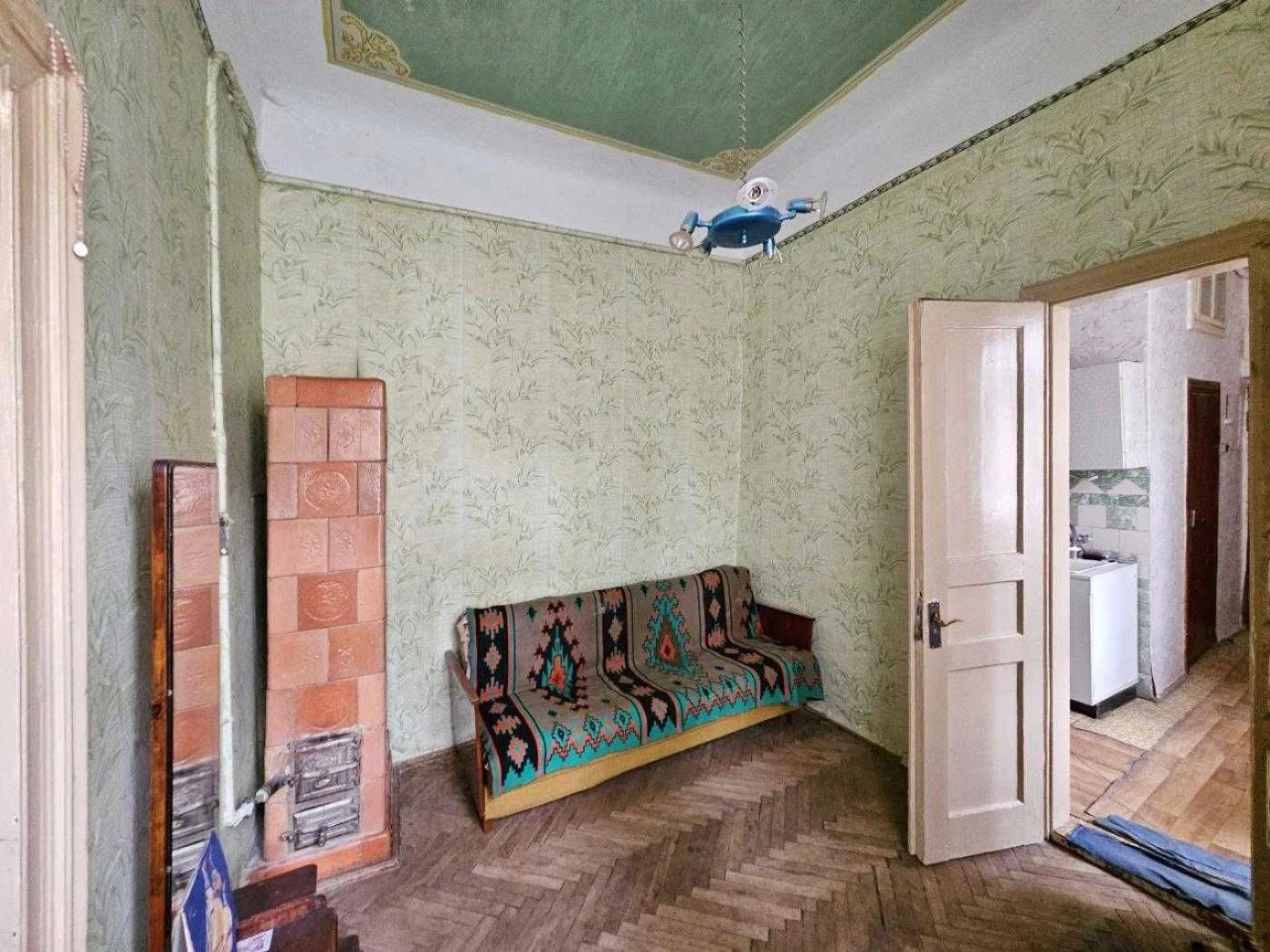 Продаж 3-кімнатної квартири в центрі Львова пл. Данила Галиц