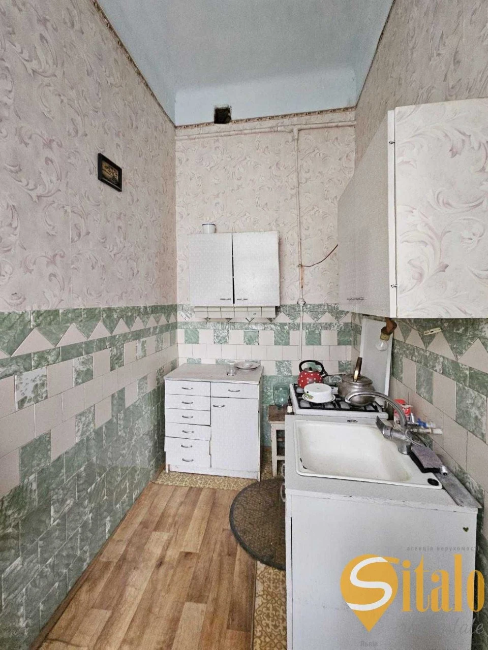 Продаж 3-кімнатної квартири в центрі Львова пл. Данила Галиц