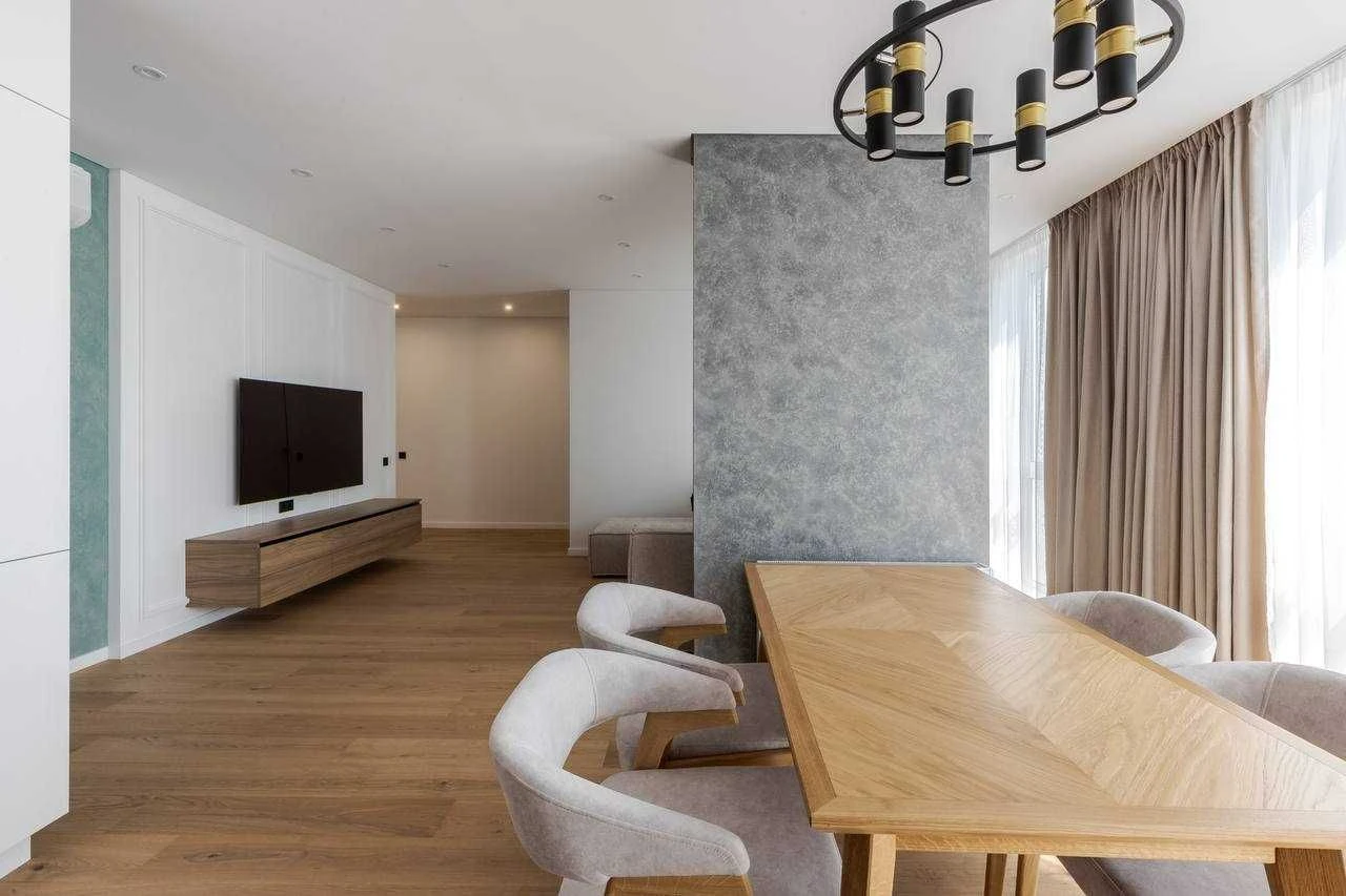Продаж квартири 71 м2 з дизайнерським ремонтом та преміально