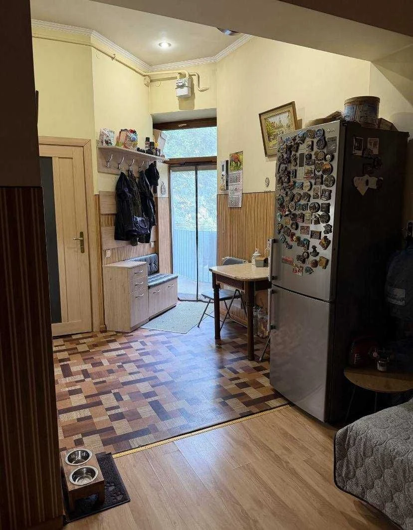 Продається 2кім квартира поряд з ТРЦ Форум на вул. Ветеранів