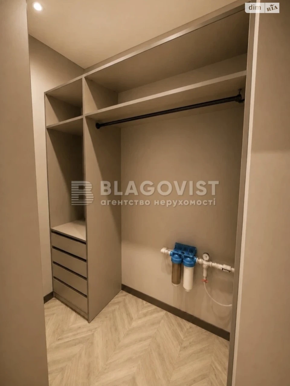 Продаж Квартира Дарницький