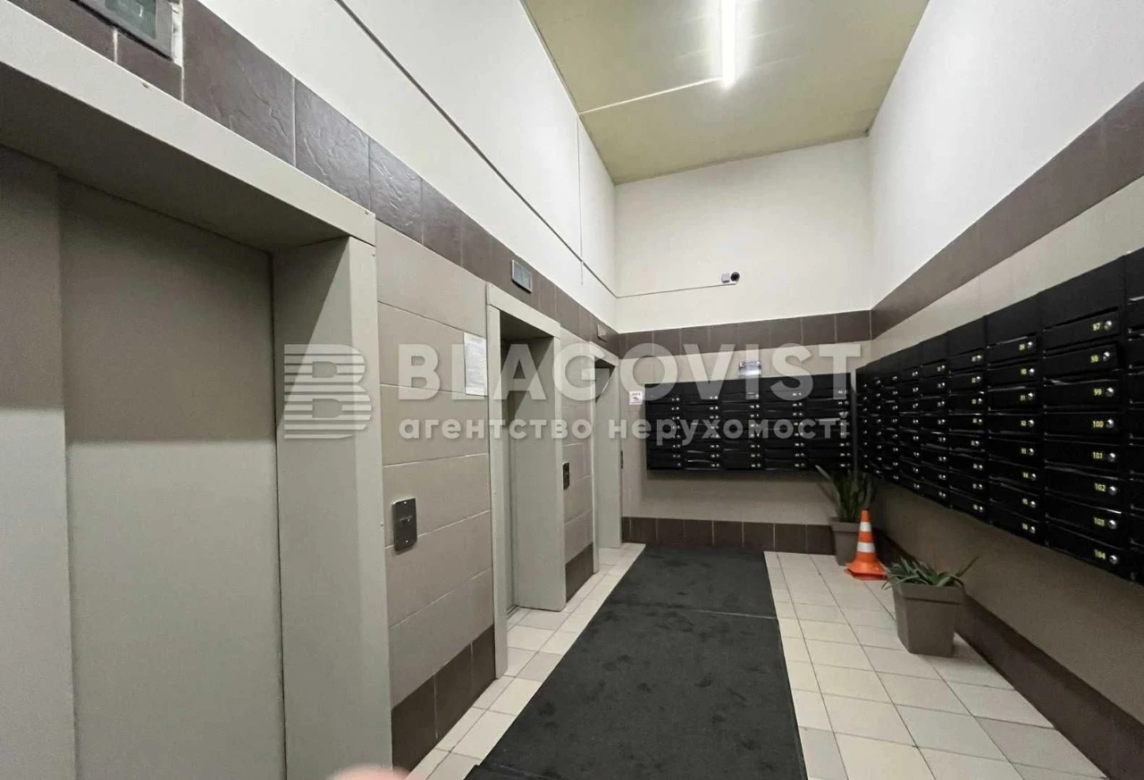 Продаж квартири, 3 Кімнати, 140м2, Якісний Ремонт, Солом'янс