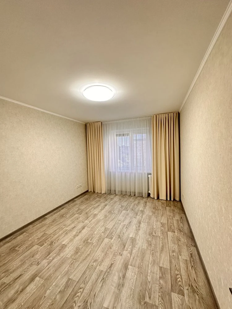 Продаж 3 кім квартири пр Слобожанський зупинка Донецька