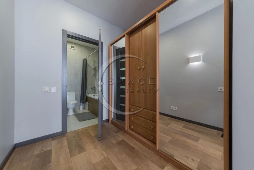 Продаж 2 кімнатної квартири в ЖК Славутич вулиця Зарічна 2