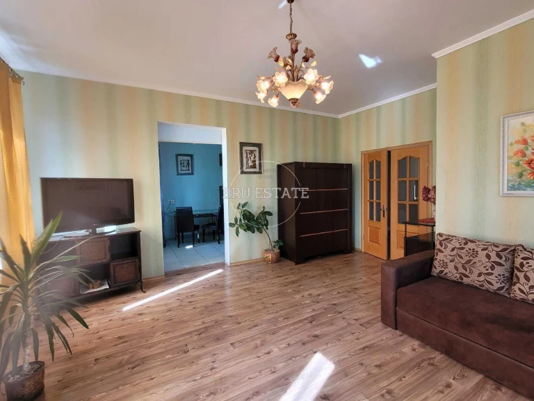 Продаж 1к квартири на Позняках Срібнокільська Княжий затон Г