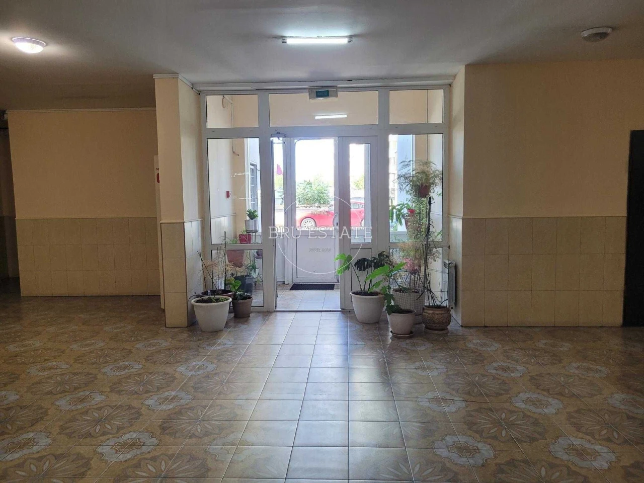 Продаж 1к квартири на Позняках Срібнокільська Княжий затон Г