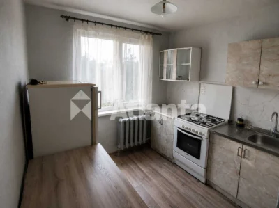 У продажу 1-кім квартира на  вул. Героїв Крут