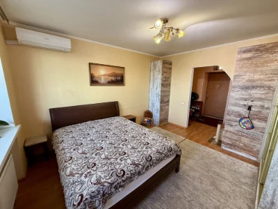 Продаж затишноі  3-кімнатноі  кв. 70 м² | Вид на Дніпро | Лі