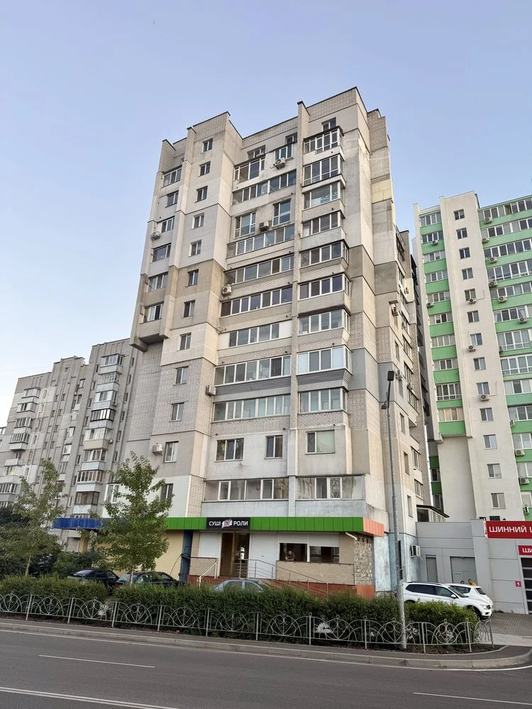 Продаж затишноі  3-кімнатноі  кв. 70 м² | Вид на Дніпро | Лі