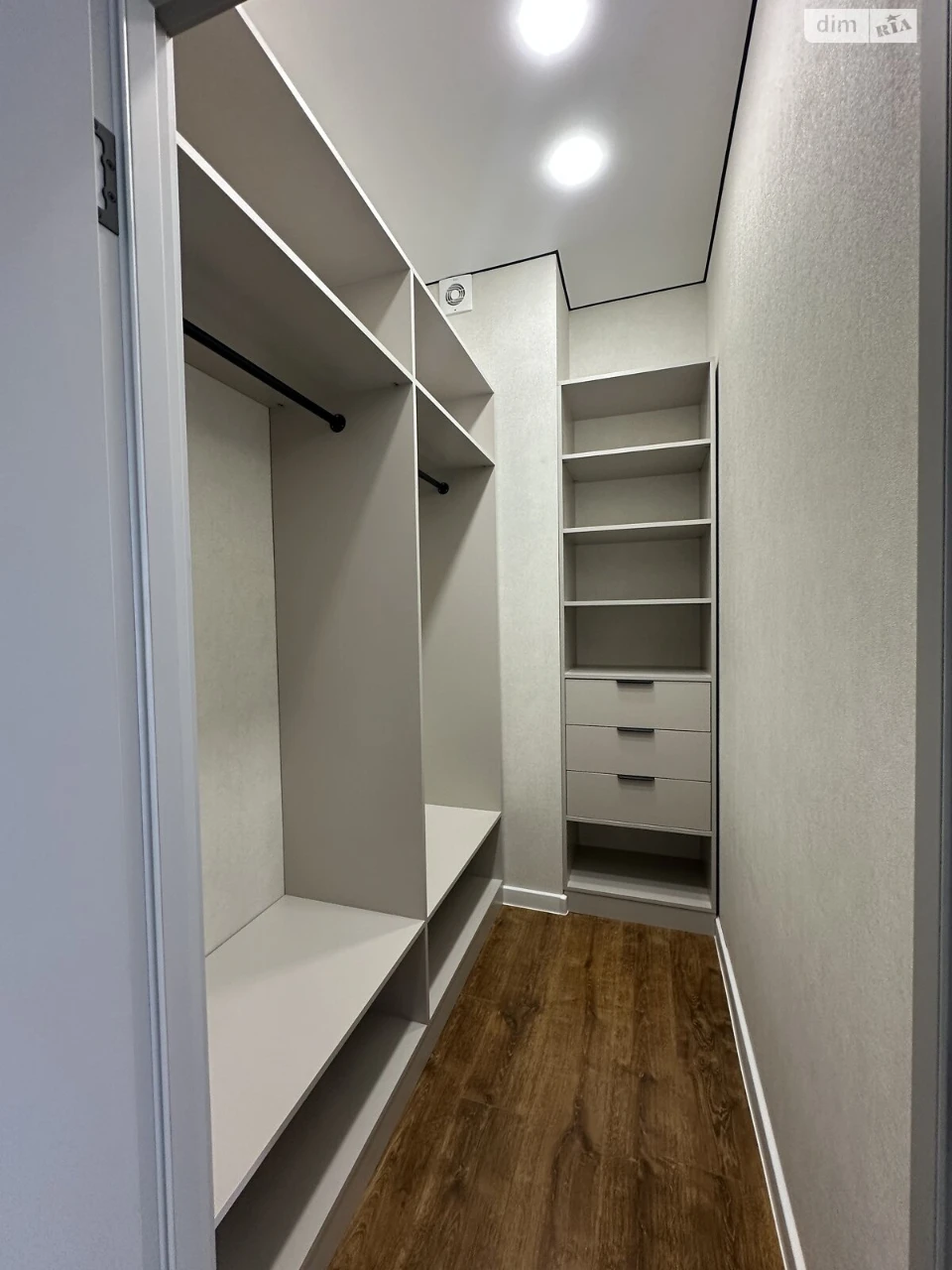 Продажа квартиры Средний Фонтан.