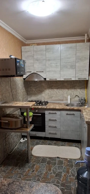Продаж 2х к квартири в цегляному будинку