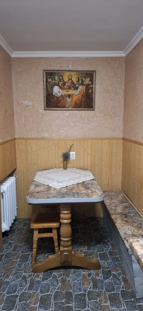Продаж 2х к квартири в цегляному будинку