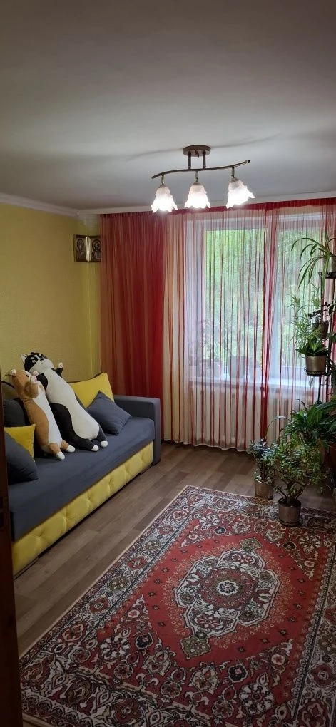 Продаж 2х к квартири в цегляному будинку