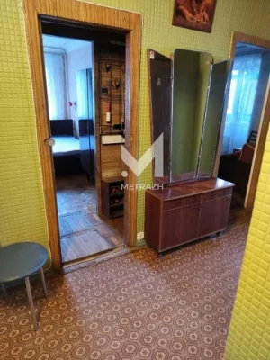92960 Продам 2 кімнатну квартиру біля канатної дороги.  Вул.