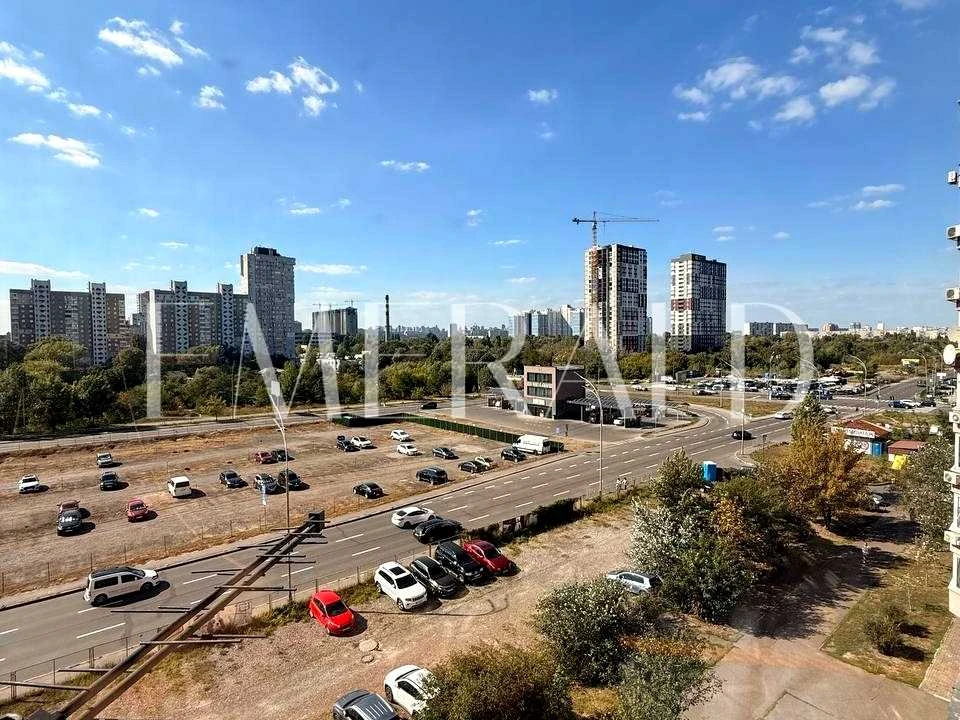 Квартира. Київ, Олени Пчілки вул.