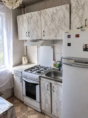 Продам 2к квартиру Метро ХТЗ         *гарна ціна