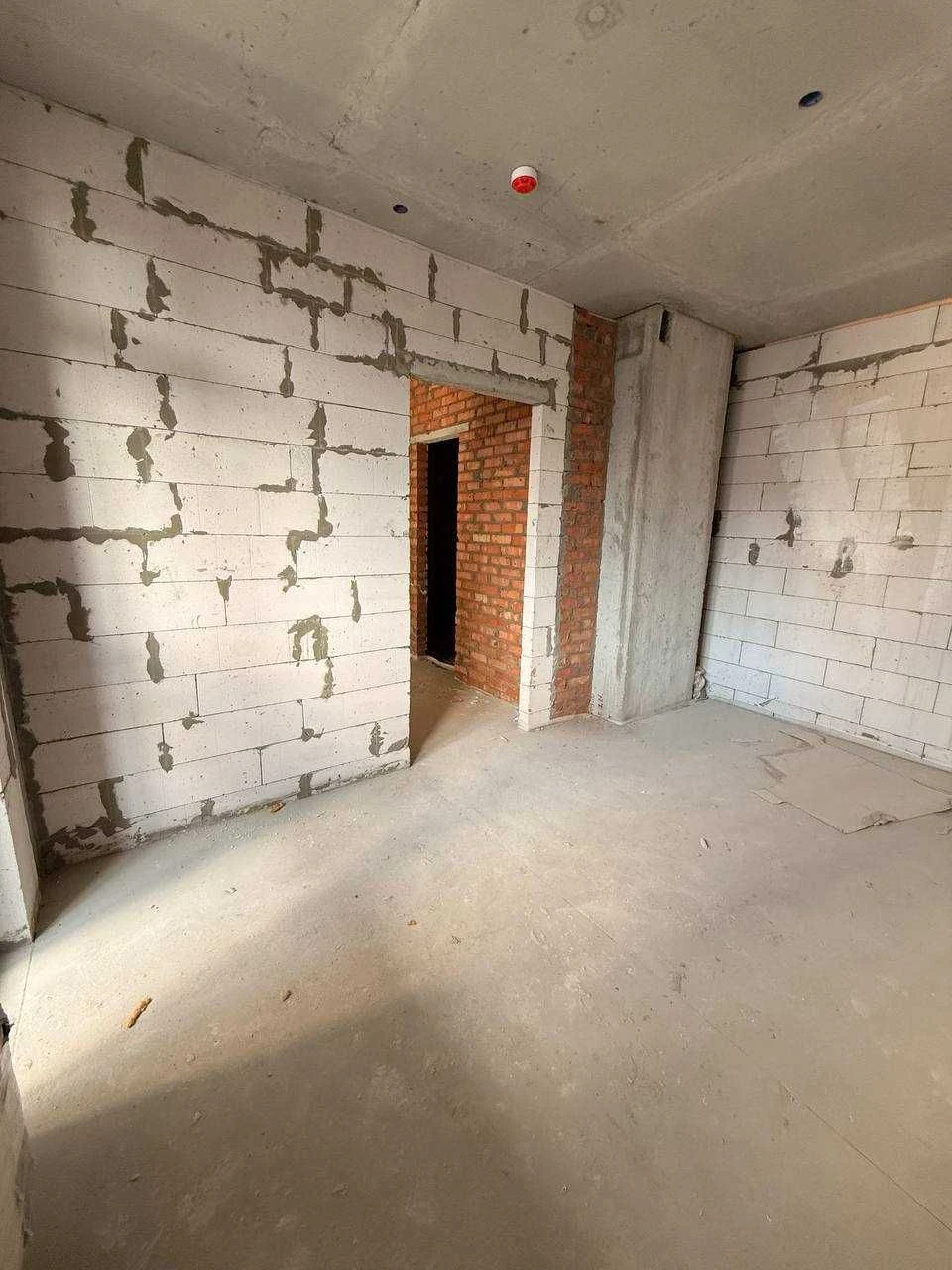 Продаж 1-кімнатної квартири площею 45 м² у ЖК «OK’LAND»