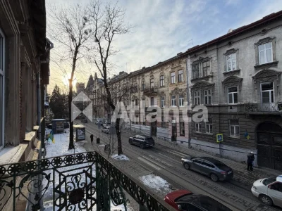 Австрійський будинок, вул. Чупринки, 25 - 4-кім квартира з д