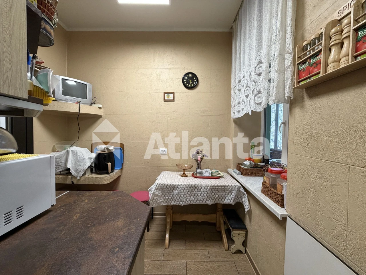 Австрійський будинок, вул. Чупринки, 25 - 4-кім квартира з д