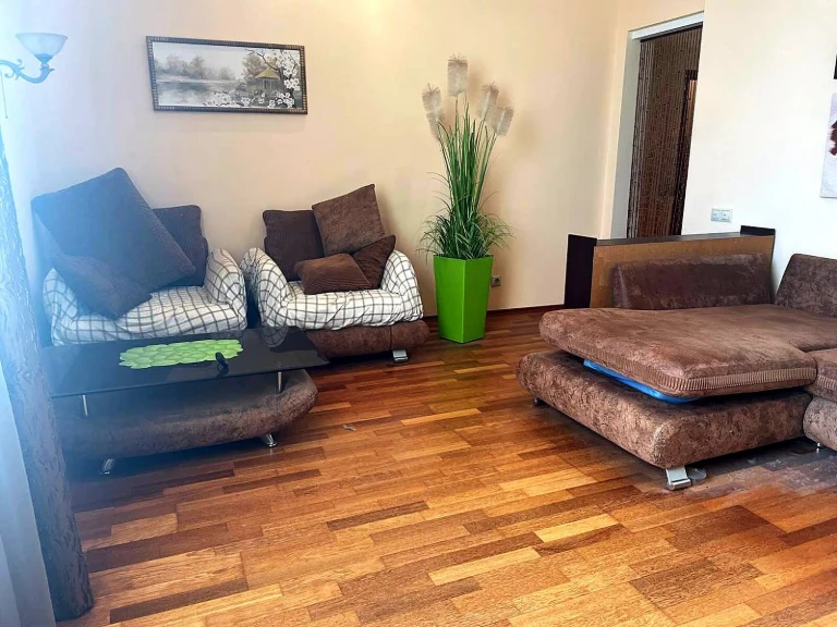 Продаж 1-кімнатної квартири, 52 м. кв. у Києві, Печерськ, ву
