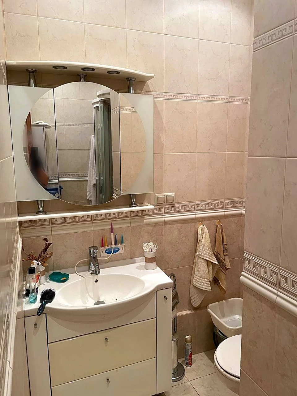 Продаж 1-кімнатної квартири, 52 м. кв. у Києві, Печерськ, ву