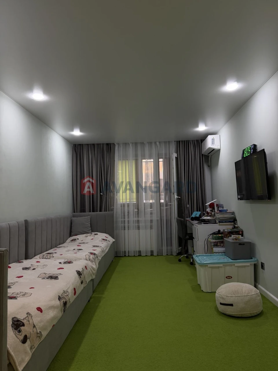 Продам 3к 70м2 дизайнерським ремонтом Березинка