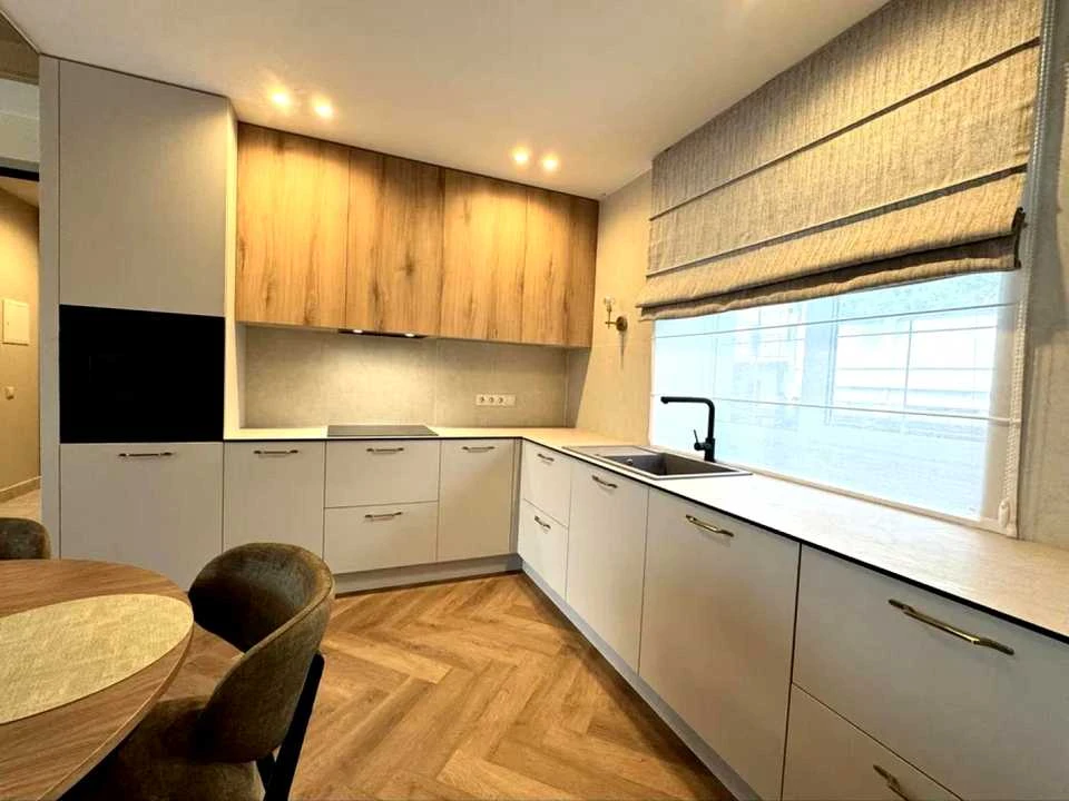 Будинок. Київ, Михайла Бойчука вул.