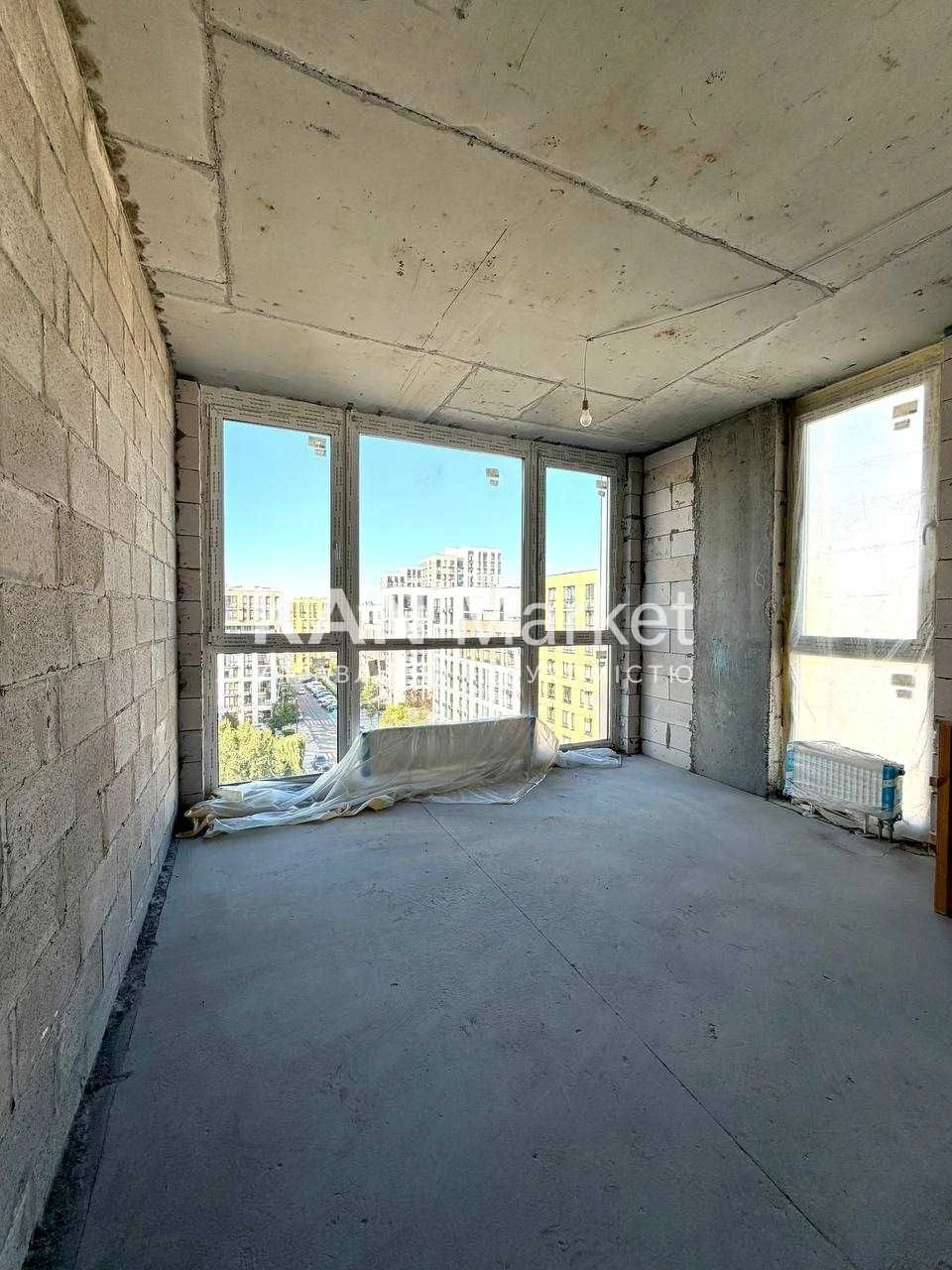 Продаж преміальної 3-кімнатної квартири 107,2 м² з просторою