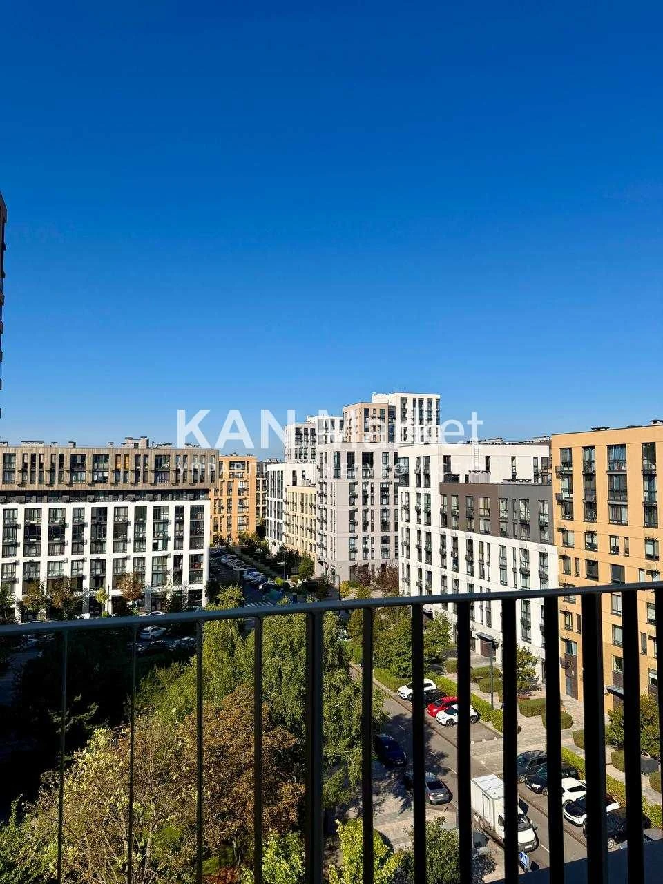 Продаж преміальної 3-кімнатної квартири 107,2 м² з просторою