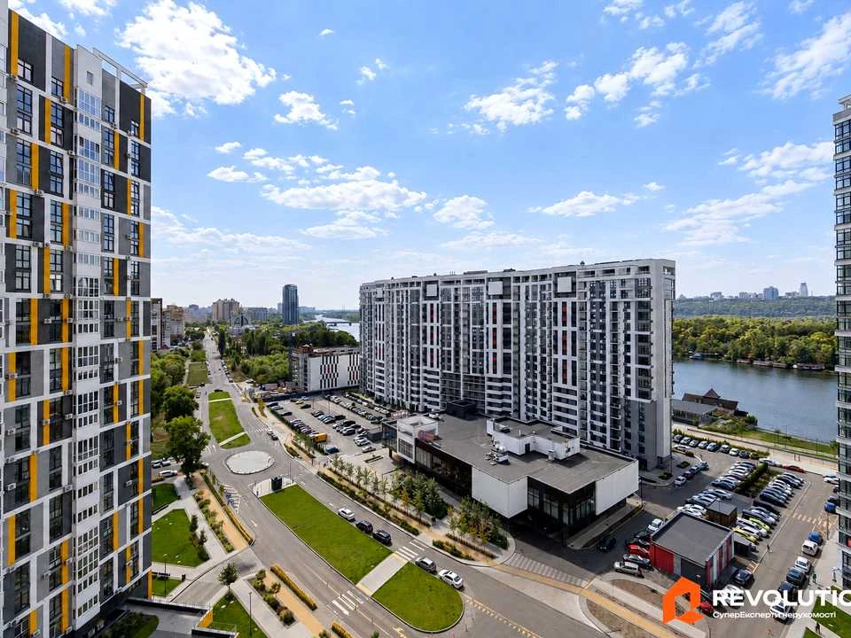 Квартира. Київ, Микільсько-Слобідська вул.