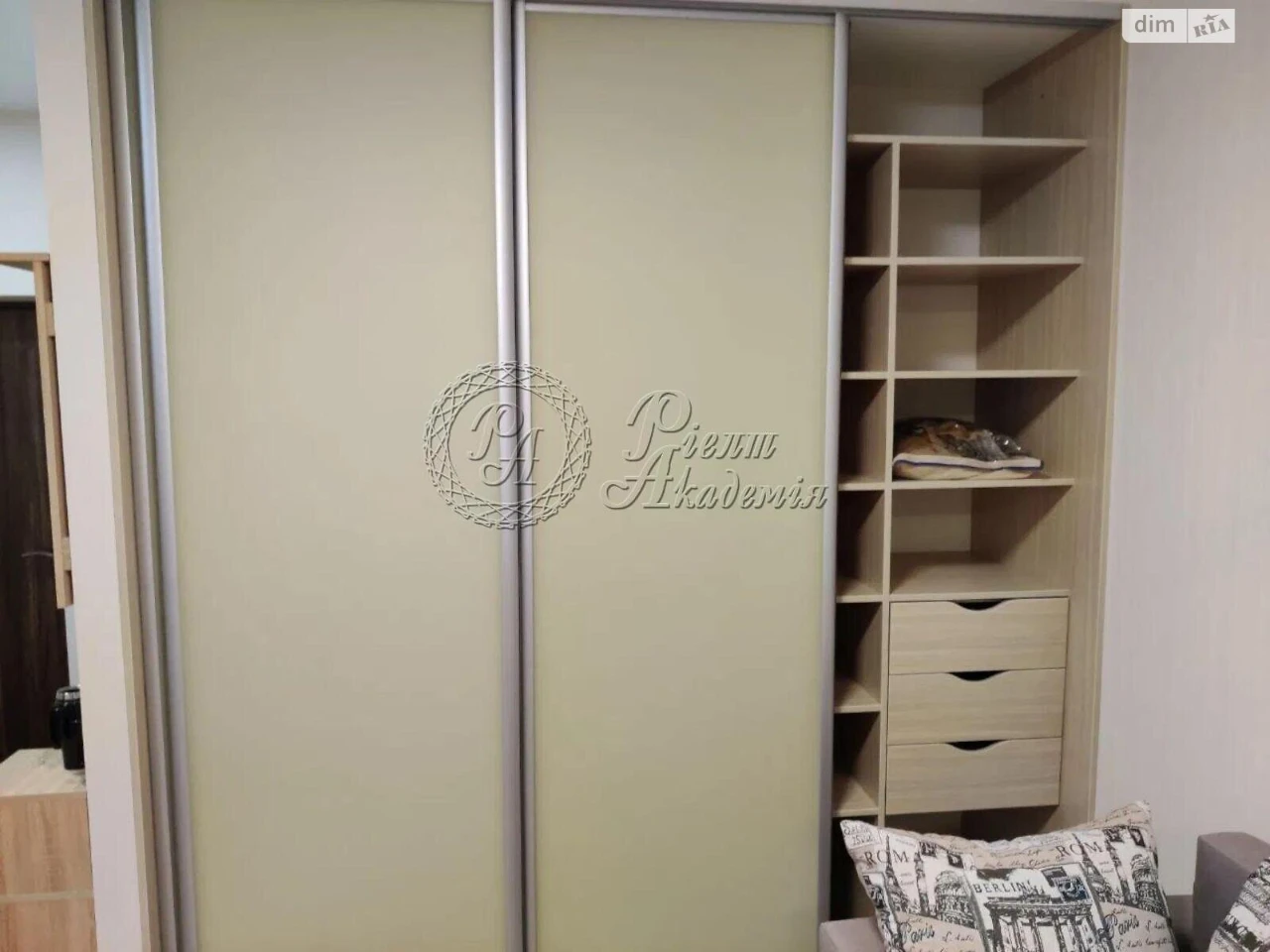 Продаж Квартира Пирогів