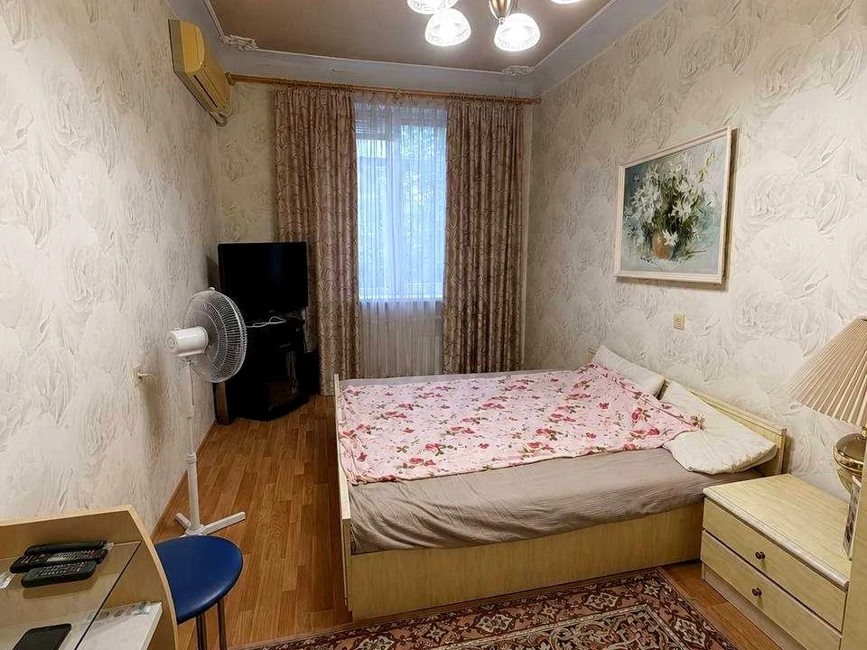 Квартира. Дніпро, Олександра Поля вул.