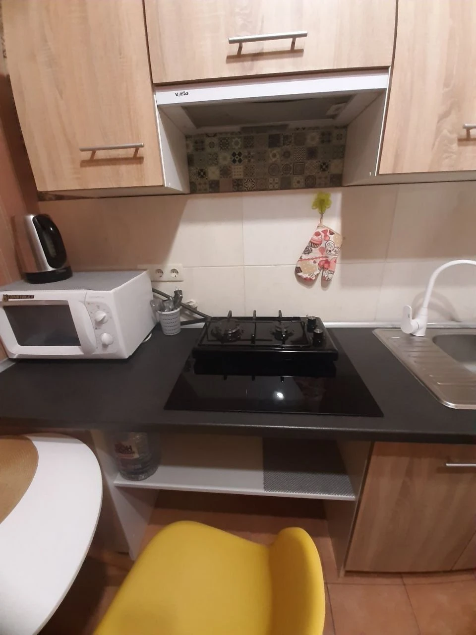 Продам сучасну 1 к євроремонт