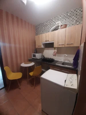 Продам сучасну 1 к євроремонт