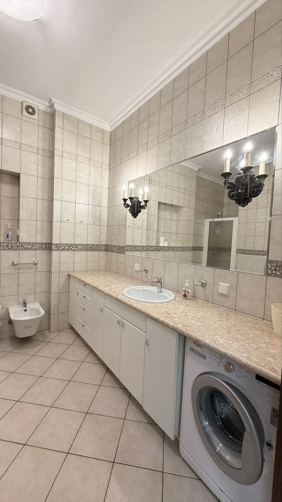 Продаж 3к квартира Хрещатик 15 Пасаж ремонт метро Майдан нез