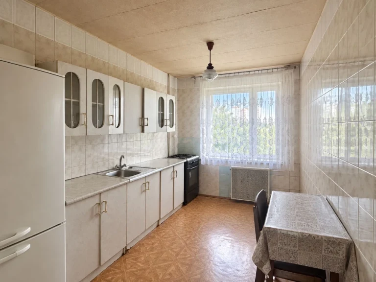 Продаж 4к квартири 86м² проспект Романа Шухевича 26, Дніпров