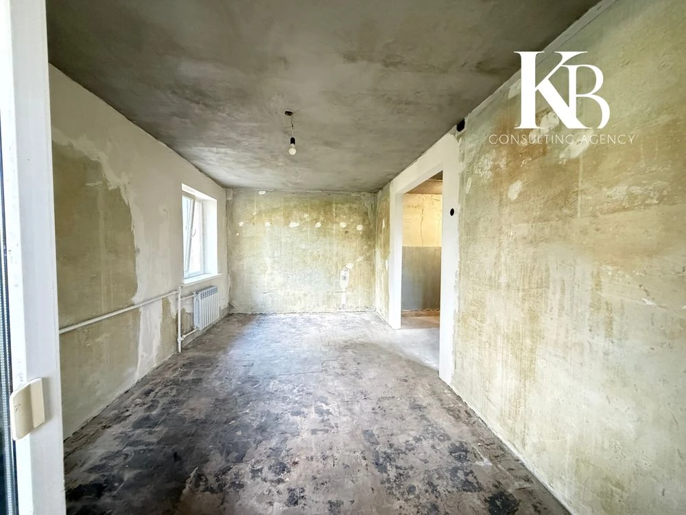 Продам 1 ком квартиру Косиора, утеплена, готова  под Ваш рем